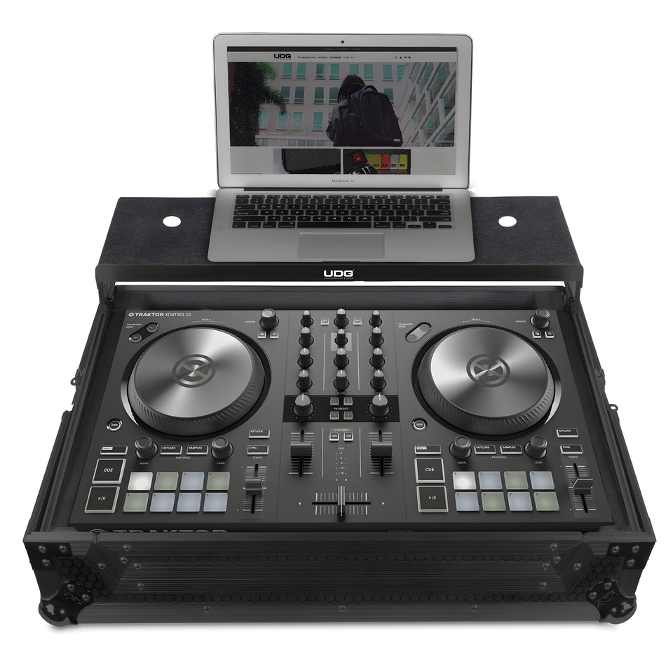 UDG U91062BL - FC NI TRAKTOR KONTROL S2 MK3 BLACK PLUS (LAPTOP SHELF)