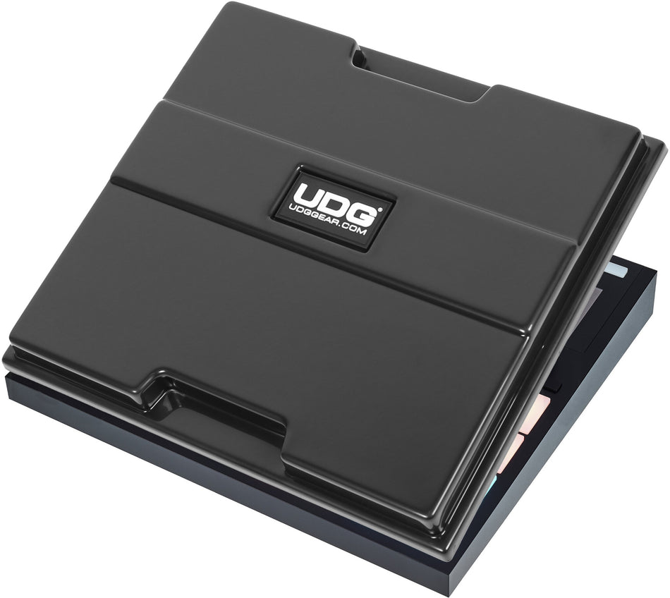 UDG U94112BL - Ultimate Equipment Cover para NI Maschine +/ MK3 Black