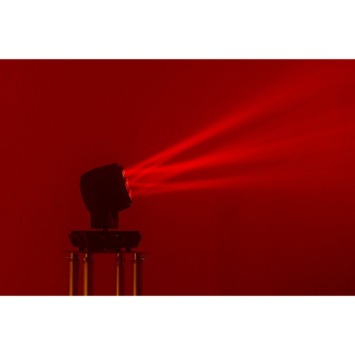 AFX Light BEEDREAM760-FC – Cabeza Bee Eye Wash Zoom con efecto anillo 7 LED 60W RGBW y flightcase - Tempo Shop