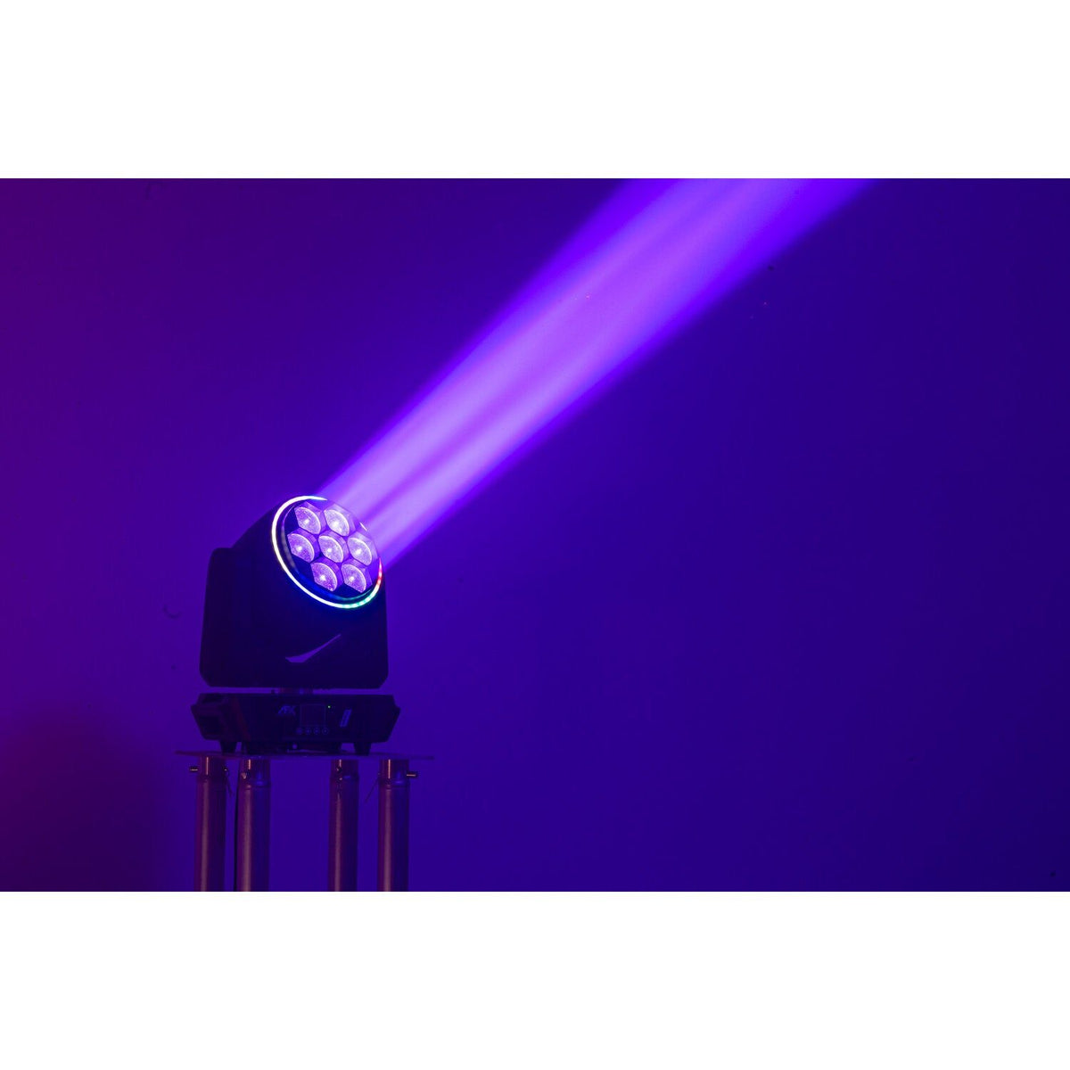 AFX Light WASH760-FC – Cabeza móvil Wash Zoom con efecto anillo en flightcase - Tempo Shop