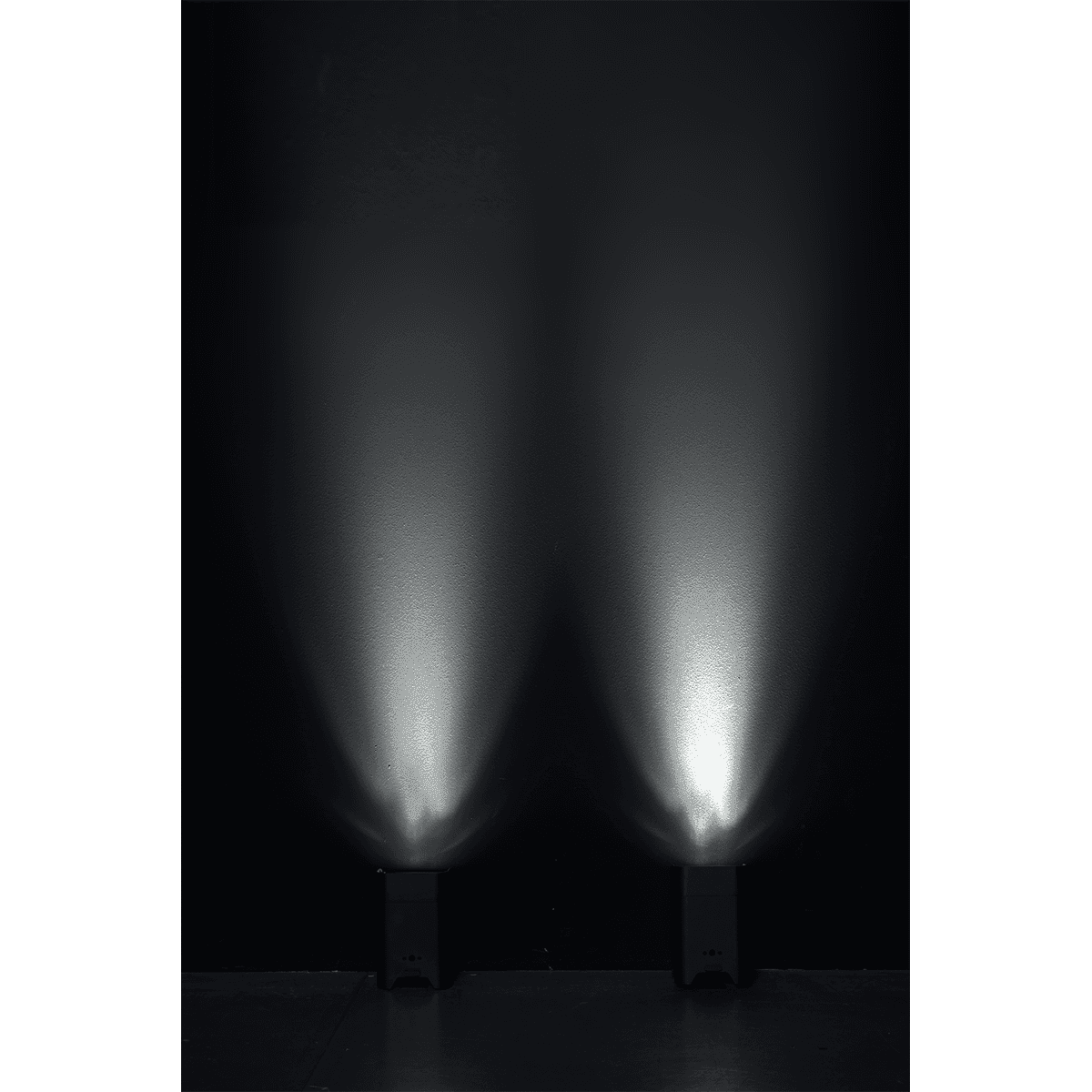 Algam EVENTPAR – PAR de 6 LED 12W con batería RGBWAUV IR y DMX inalámbrico - Tempo Shop