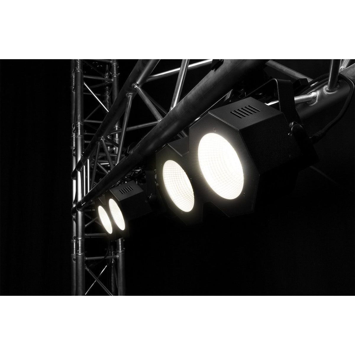 beamZ SB200 - Stage Blinder 2x 50W LED 2in1 - Tempo Shop