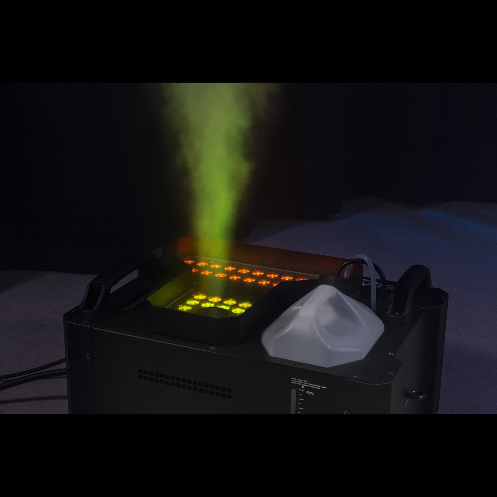 beamZ BLAZE2200 - Vertical Fogger 48x4W 4in1 LED - Tempo Shop