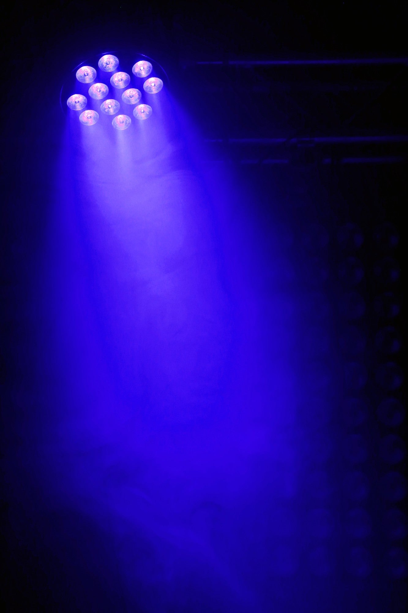 beamZ BT300 - Foco plano PAR LED 12x 10W 6 - en - 1 - Tempo Shop