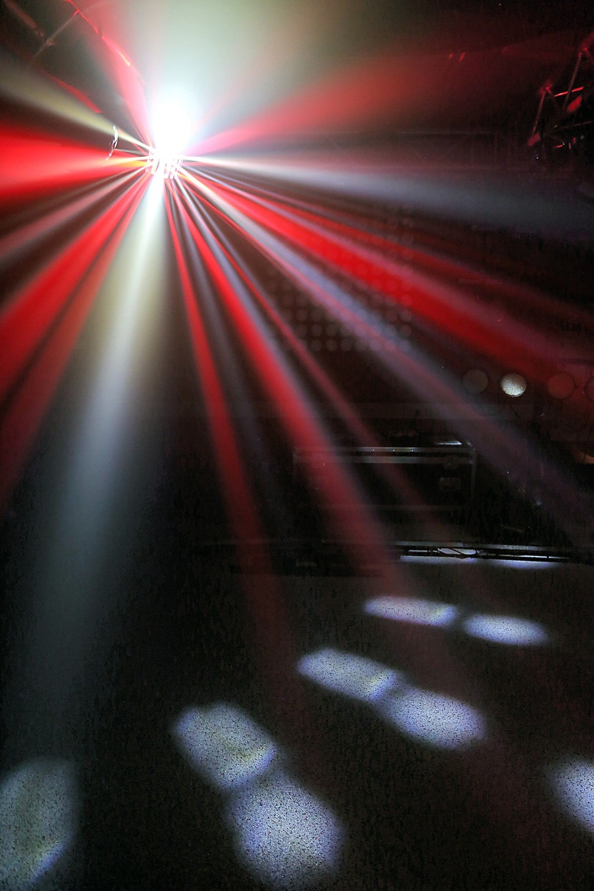 beamZ Butterfly II - LED mini derby - Tempo Shop