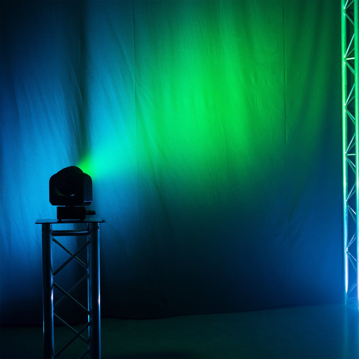 beamZ Cobra Wash120 - Cabeza móvil LED con anillo LED - Tempo Shop