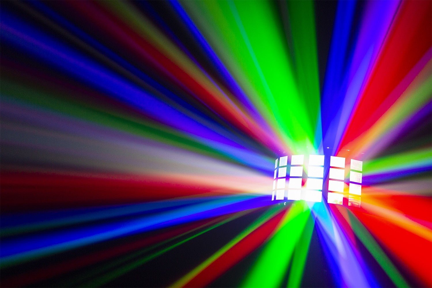 beamZ DerbyStrobo - LED con DMX - Tempo Shop