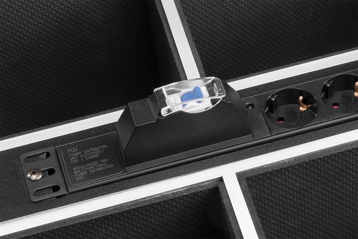 beamZ FCC66 - Flightcase para 6x BBP66 focos con cargador - Tempo Shop