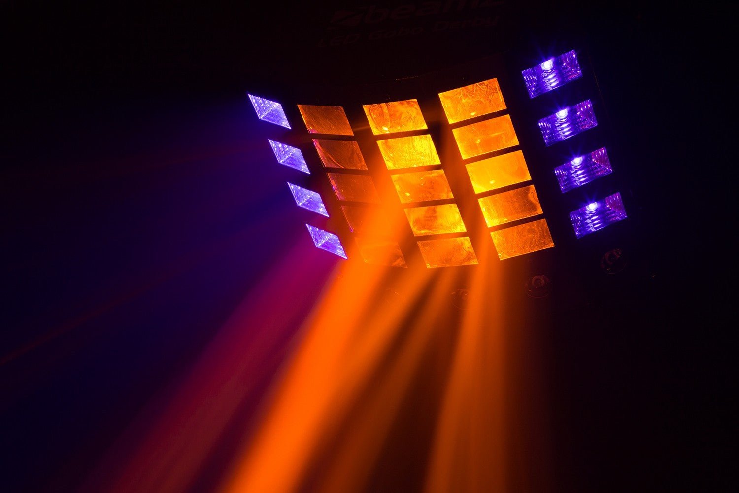 beamZ Gobo Derby - Efecto 3 - en - 1 con derby, uv y strobo - Tempo Shop