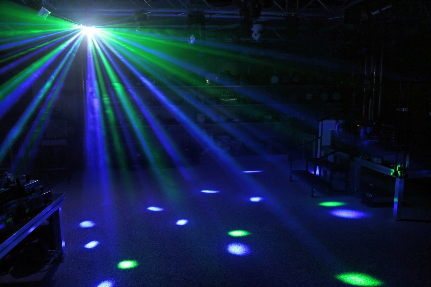 beamZ LED Butterfly - Efectos con strobo - Tempo Shop