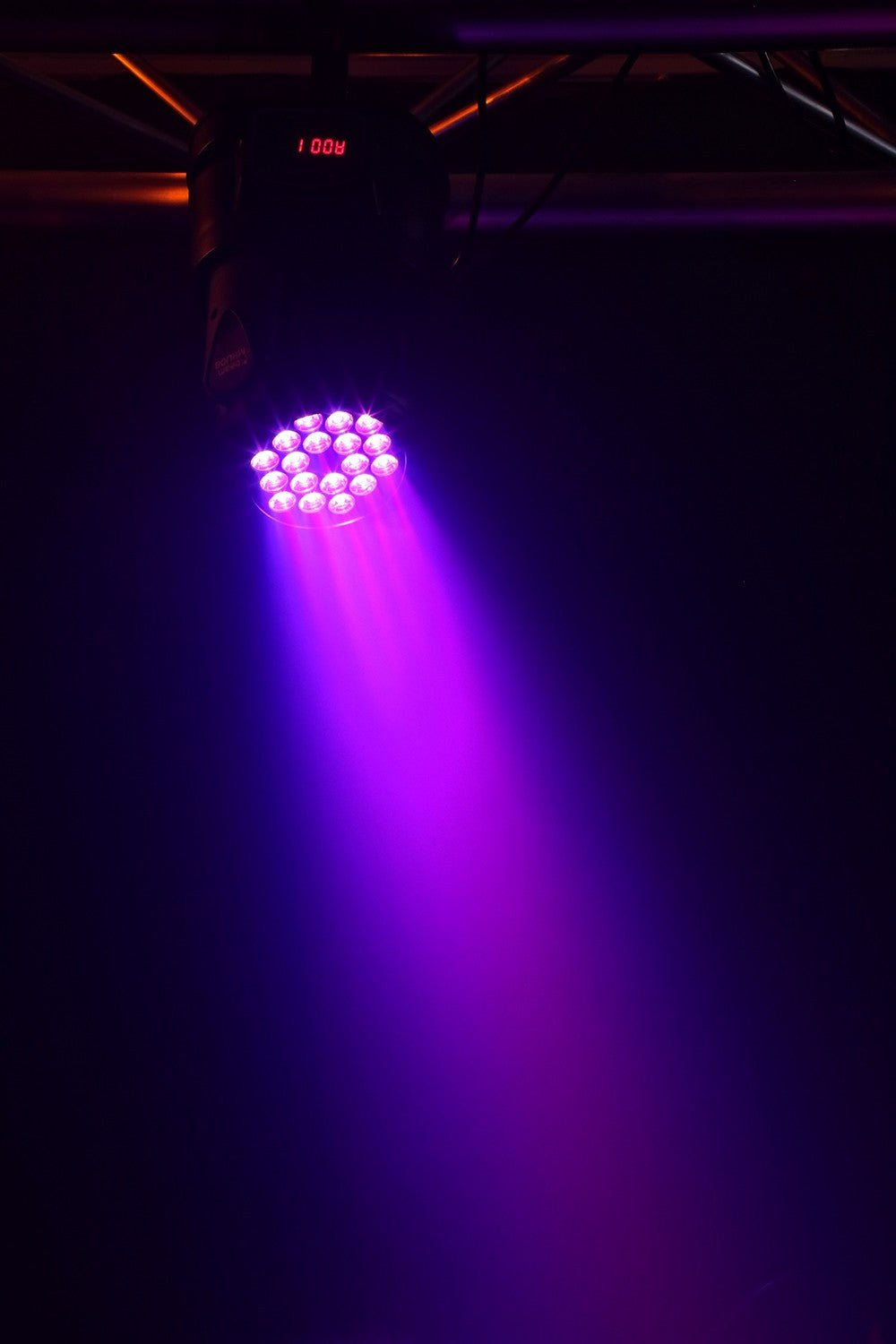 beamZ MHL108MK4 - LED Wash Cabeza movil 18x 3W - Tempo Shop