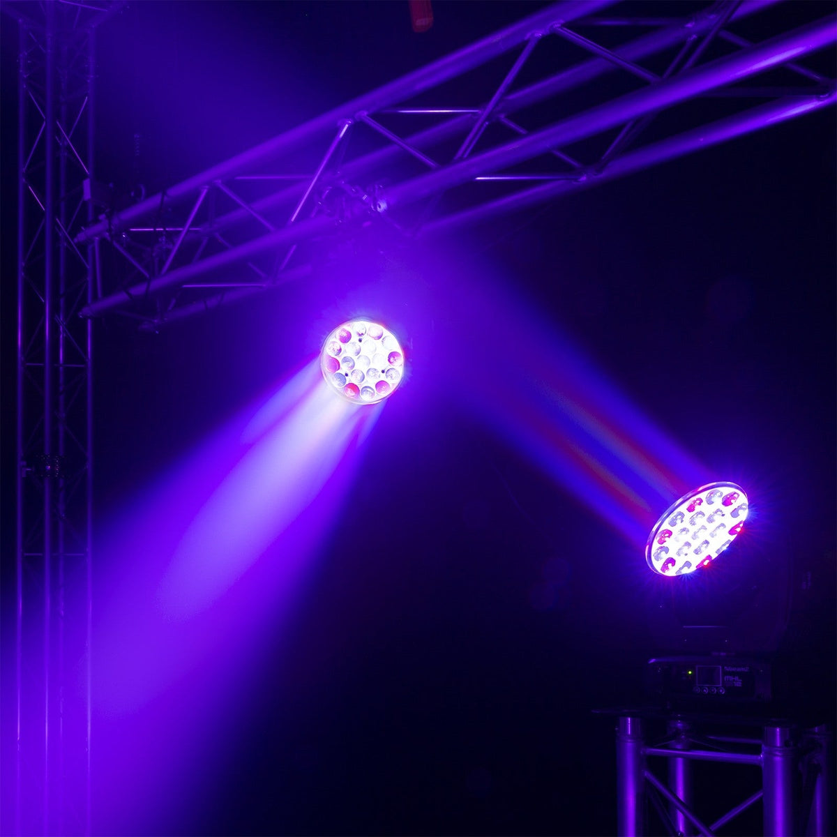 beamZ MHL1912 - LED Wash Cabezal móvil con Zoom - Tempo Shop