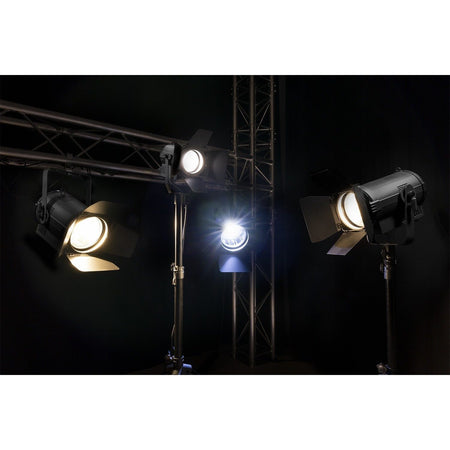 beamZ Pro BTF200CZ - Foco Fresnel Zoom 200W LED RGBW - Tempo Shop