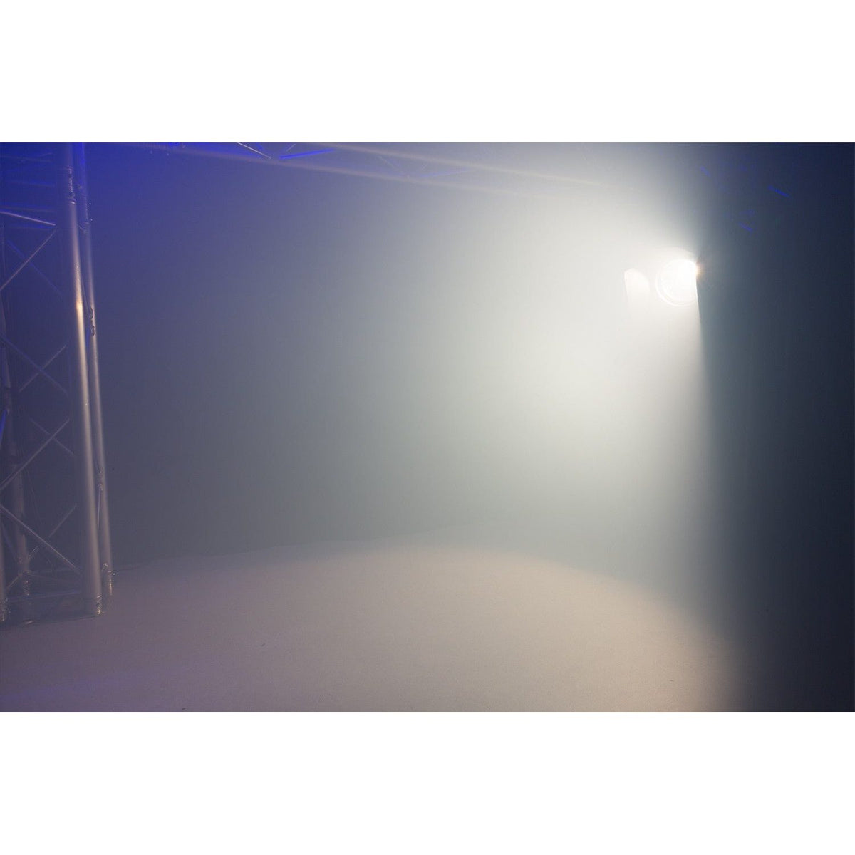 beamZ Pro BTF300Z - Foco Fresnel Zoom 300W LED Blanco 3200K - Tempo Shop