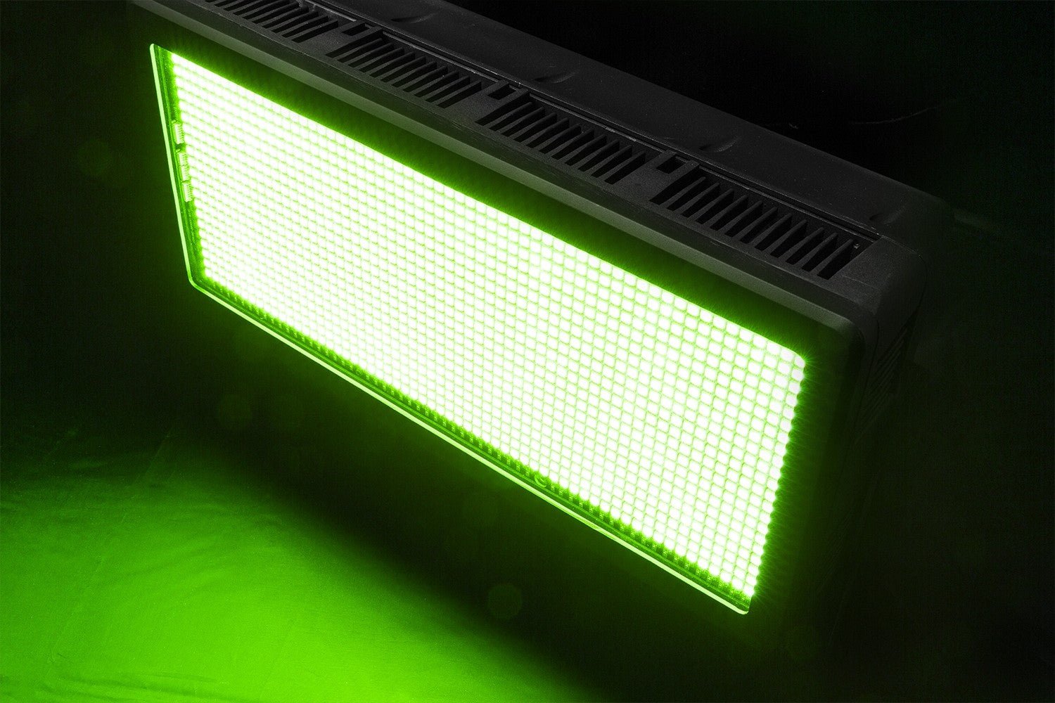 beamZ Pro BS1500 - Strobo LED RGBW IP65 - Tempo Shop