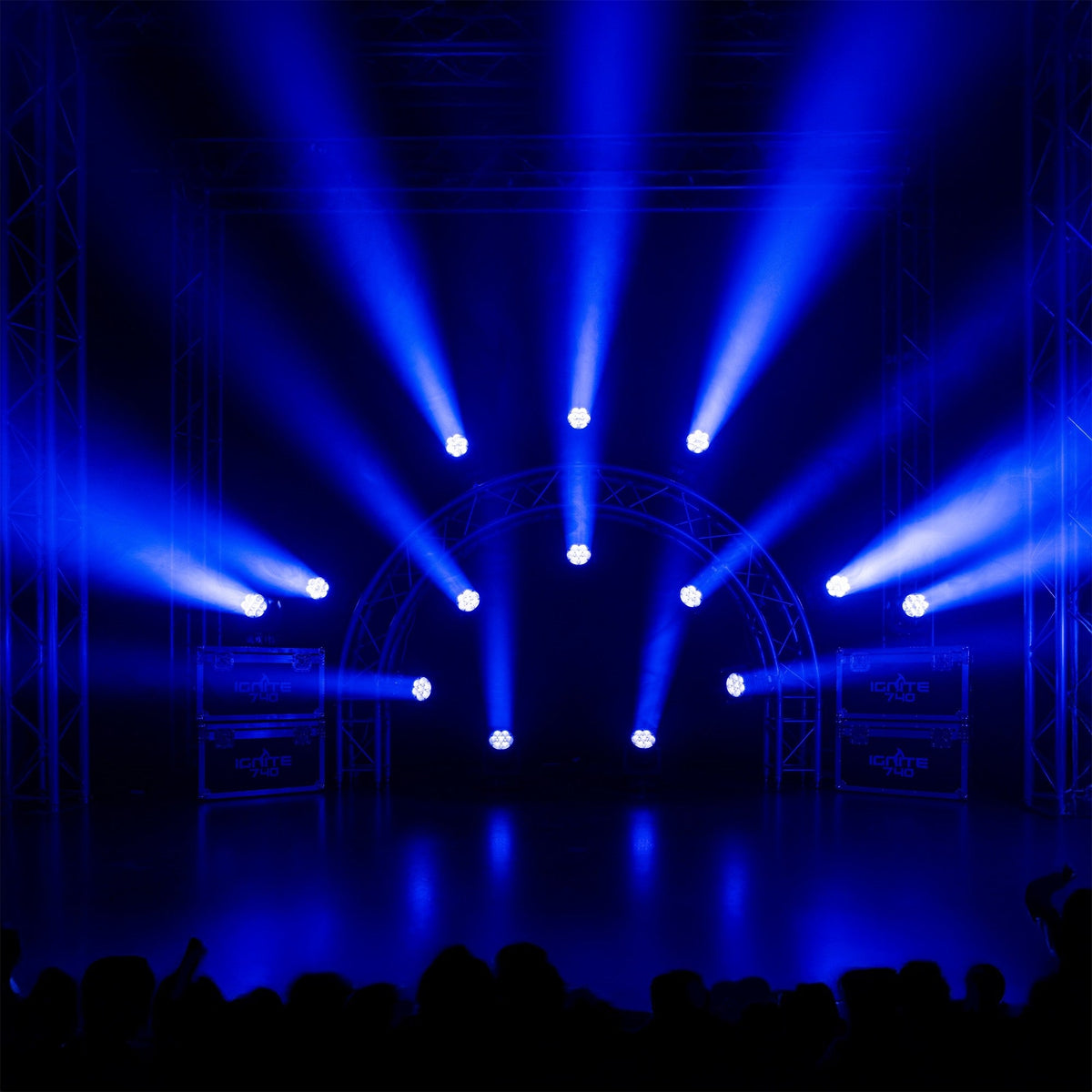 beamZ Pro IGNITE740 - LED Cabeza móvil Wash con Zoom - Tempo Shop