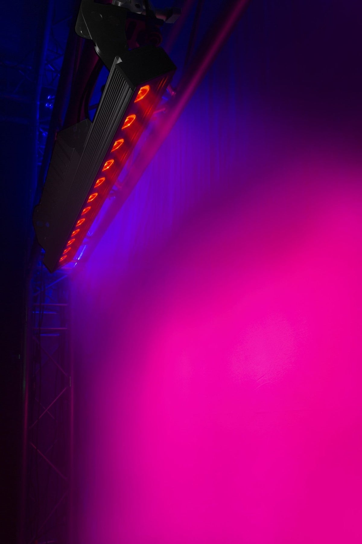 beamZ Pro LCB1215IP - Barra LED IP65 12x 15W 6 - en - 1 - Tempo Shop