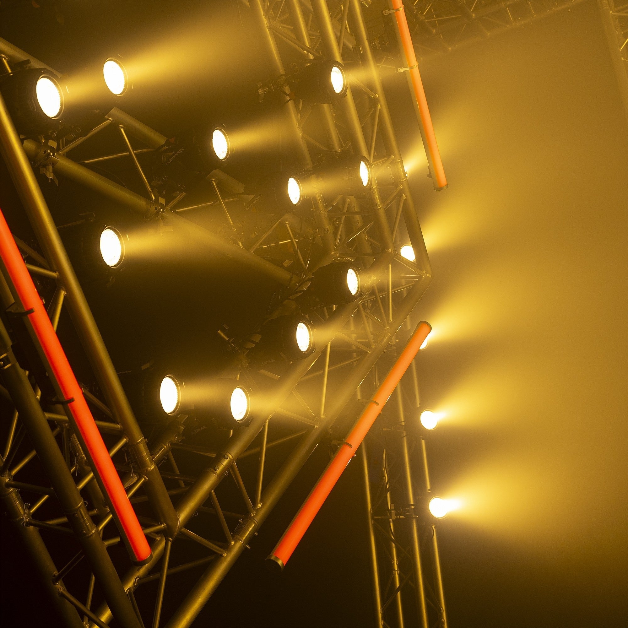 beamZ Pro NEUTRON - DOT - Linkeable 60W RGB+WW - Tempo Shop