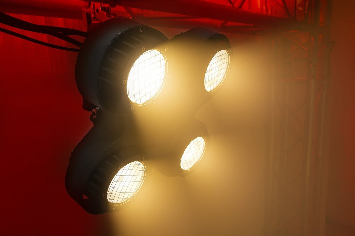 beamZ Pro SB400IP - Cegadora de escenario IP65 COB - Tempo Shop