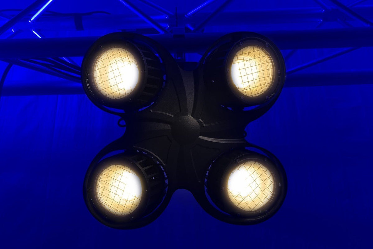 beamZ Pro SB400IP - Cegadora de escenario IP65 COB - Tempo Shop