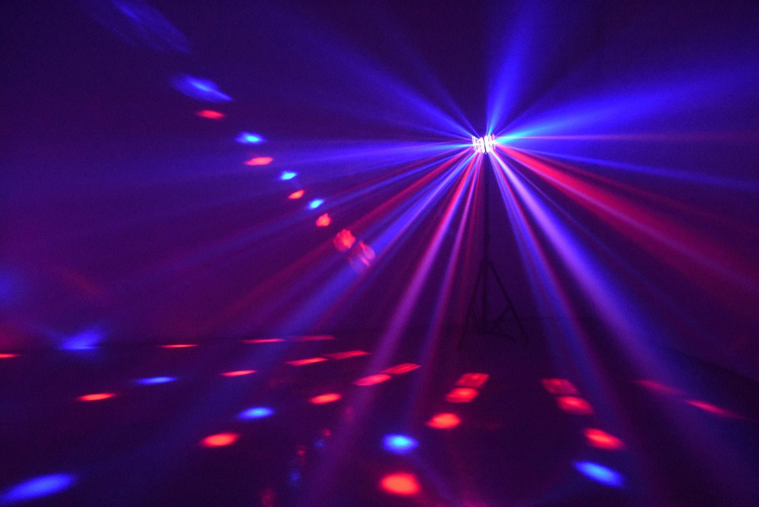 beamZ Radical II - Derby LED con laser RG y strobo - Tempo Shop