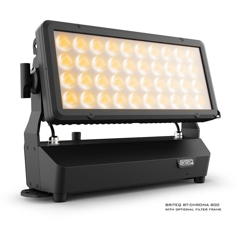 Briteq BT-CHROMA 800 - Potente proyector LED Par IP65 con 40 LED RGBL de 20W