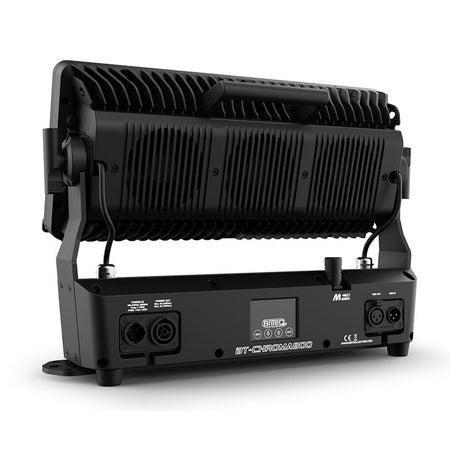 Briteq BT-CHROMA 800 - Potente proyector LED Par IP65 con 40 LED RGBL de 20W