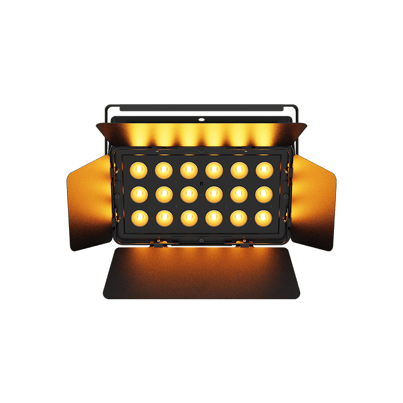 CHAUVET DJ SlimBANK H18 ILS - Foco wash LED RGBAW+UV - Tempo Shop