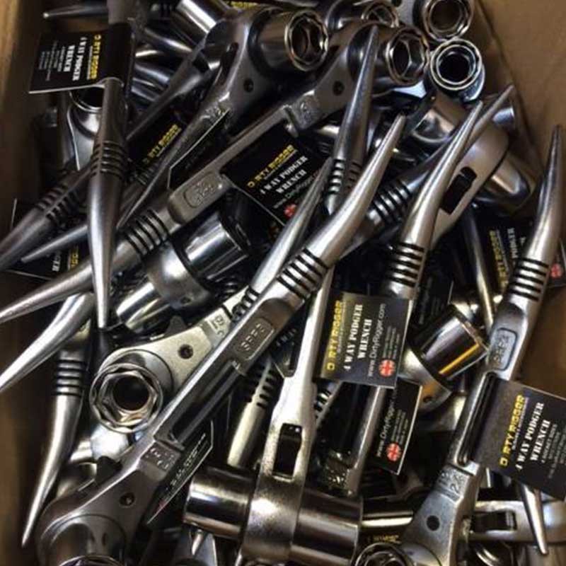 Dirty Rigger 4 en 1 Cromada - Llave Métrica para Técnicos
