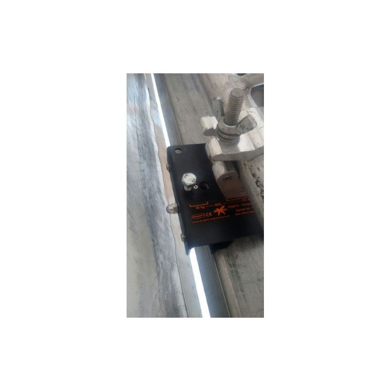 Doughty T28870 - Garra ajustable para carpas hasta 150 kg