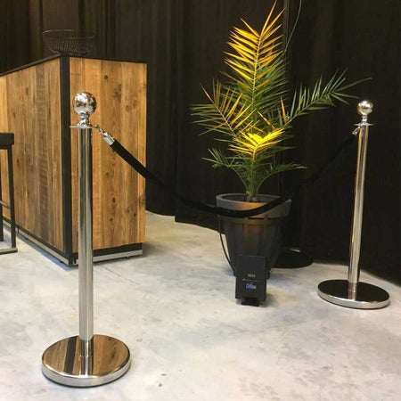 eLumen8 Cordón terciopelo negro ganchos plata 1,5m - Elegancia y delimitación para catenarias de la serie Teatro - Tempo Shop