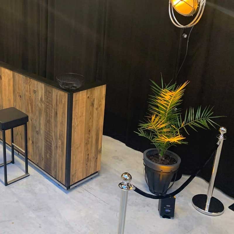 eLumen8 Cordón terciopelo negro ganchos plata 1,5m - Elegancia y delimitación para catenarias de la serie Teatro - Tempo Shop