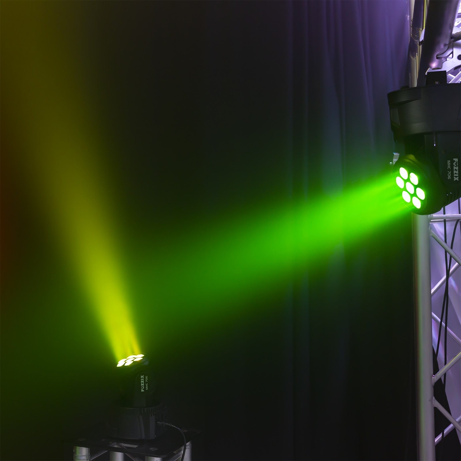 Fuzzix MHC706 - LED Wash Cabeza movil - Tempo Shop