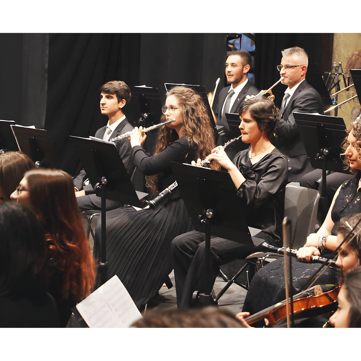 GUIL AT-12 - Atril de orquesta de gran calidad para uso profesional - Tempo Shop