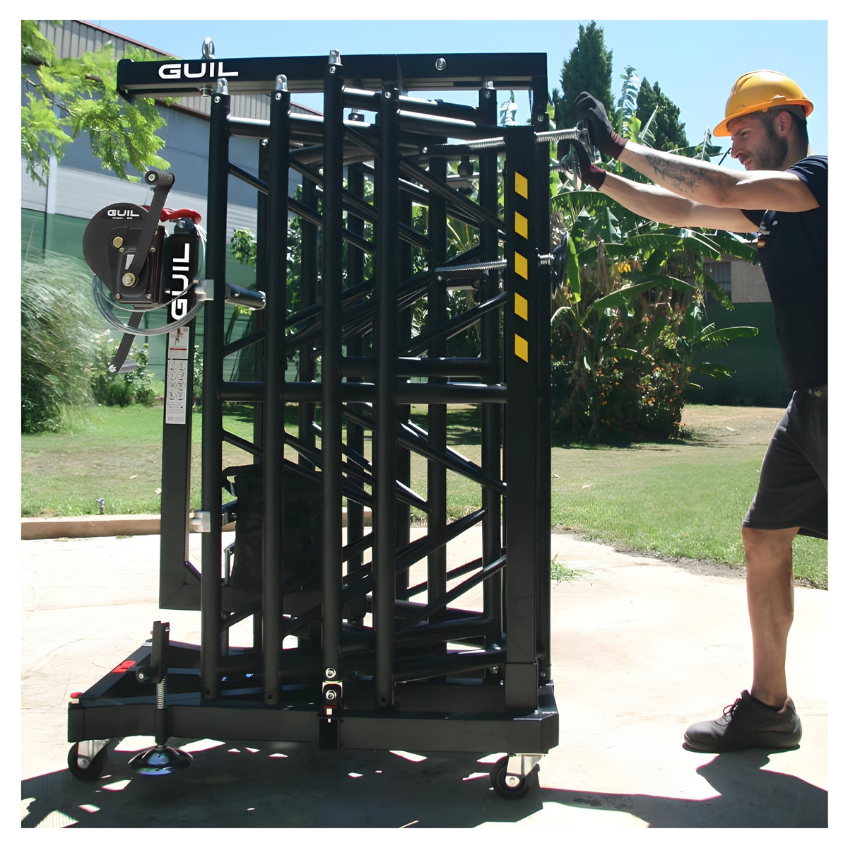 GUIL TMD-545/N - Torre para la elevación de equipos Line Array. Compacto (Volumen: 1,49 m3) - Tempo Shop