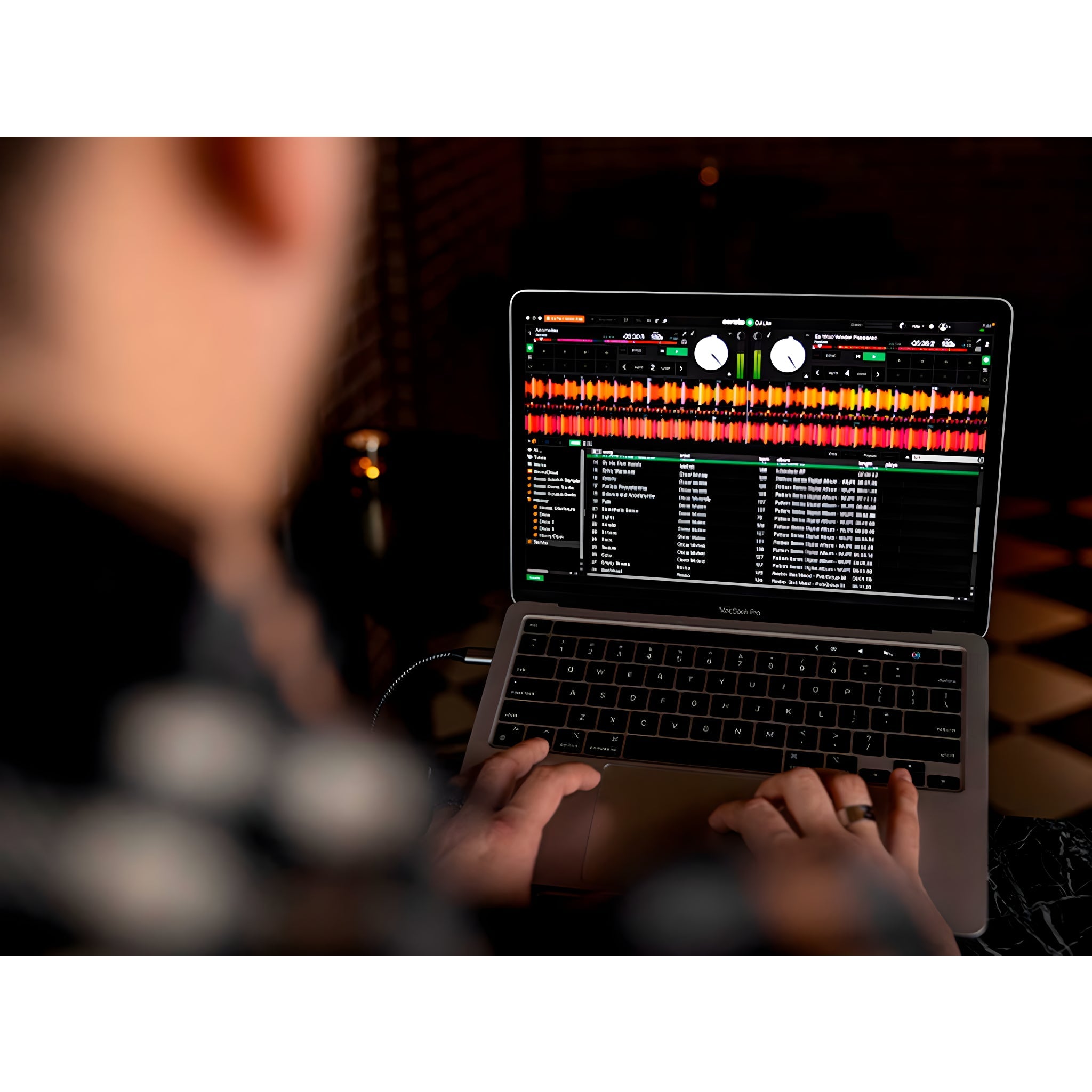 Hercules DJ DJCONTROL INPULSE T7 PREMIUM - Controladora de DJ - Tempo Shop