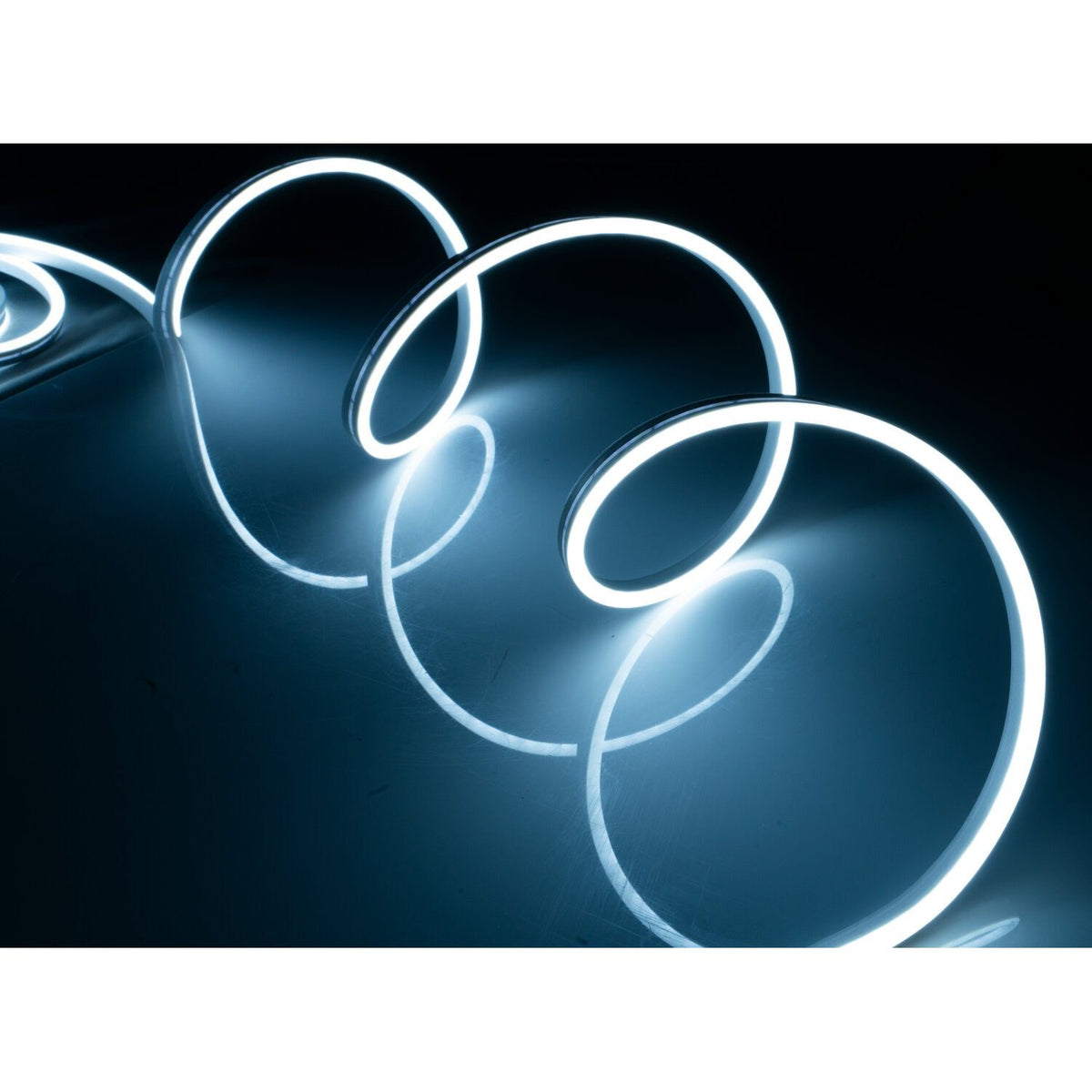 Ibiza Light & Sound NEON500-CW – Flexible LED efecto neón blanco frío IP65 de 5 m - Tempo Shop