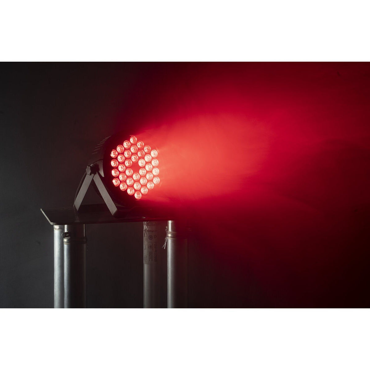 Ibiza Light & Sound THINPAR36X1W-RGB – Proyector PAR extra-plano con 36 LED RGB 1 W - Tempo Shop