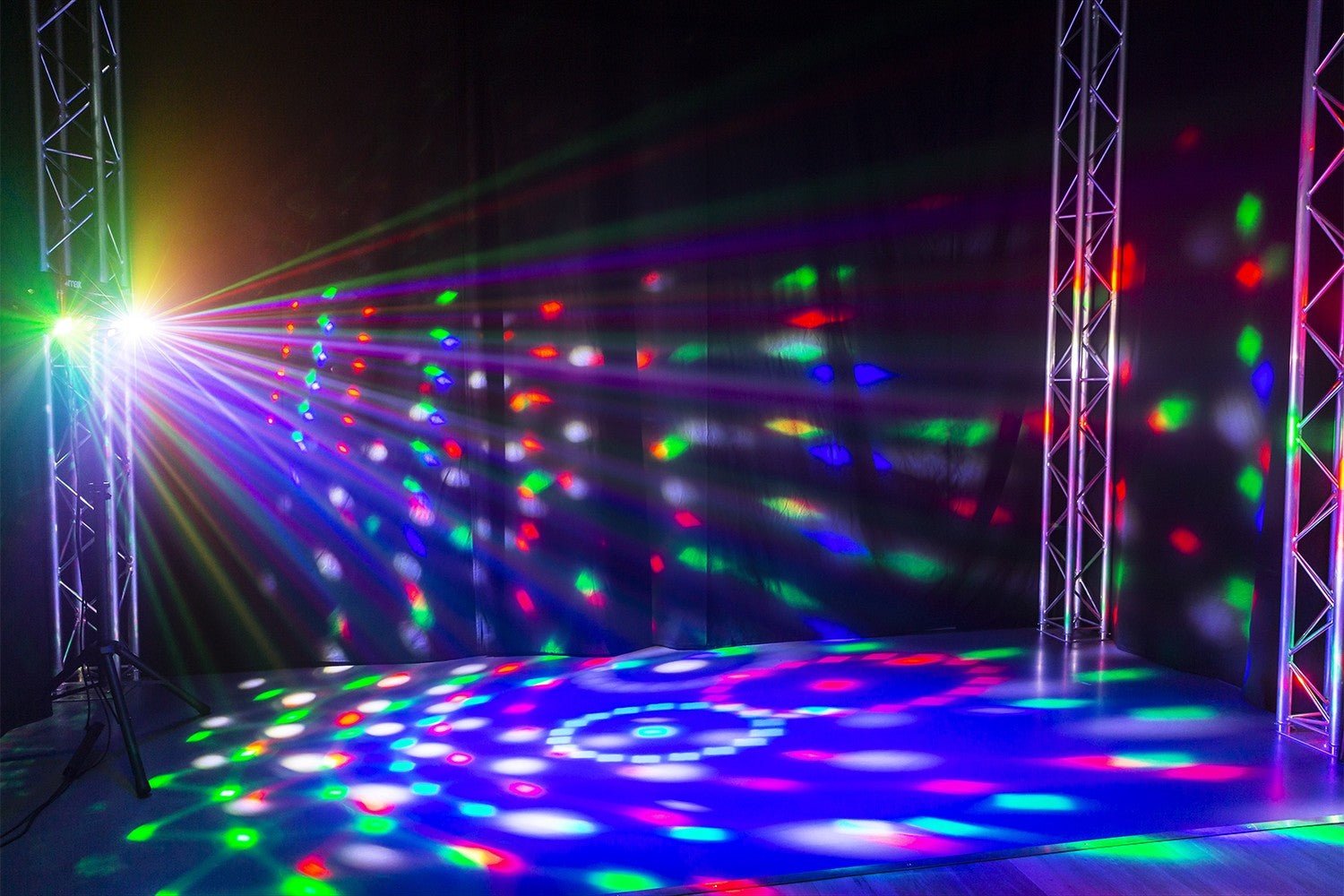 Max PartyBar09 - Kit Jelly Moon, Derby, Foco Par y Strobo - Tempo Shop