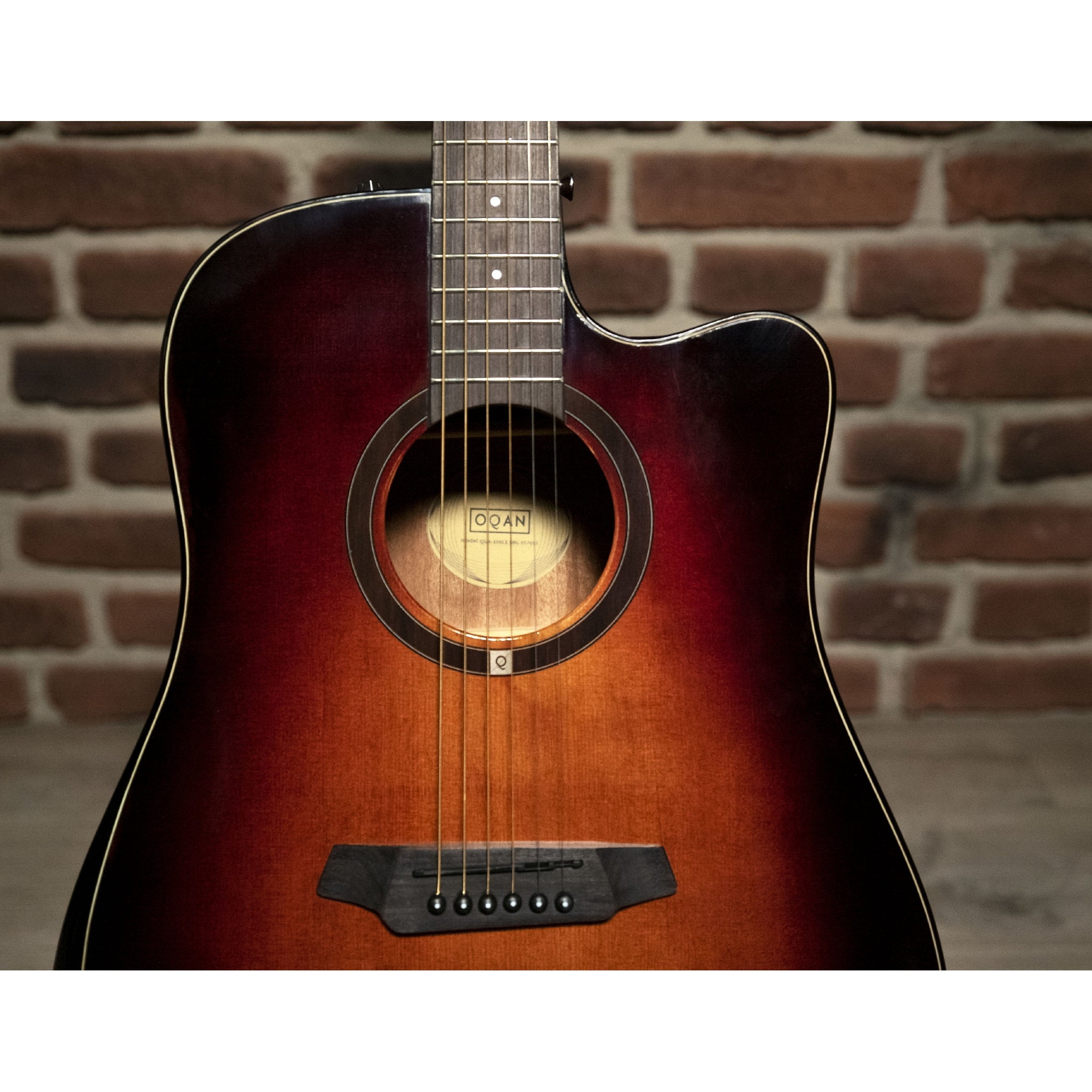 OQAN QGA - 100CE SBG (PREAMP) - Guitarra electro - acústica con cutaway tipo dreadnought - Tempo Shop