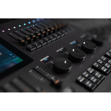 Showtec LAMPY 20 2U - Consola DMX con 20 faders y 2 Universos - Tempo Shop