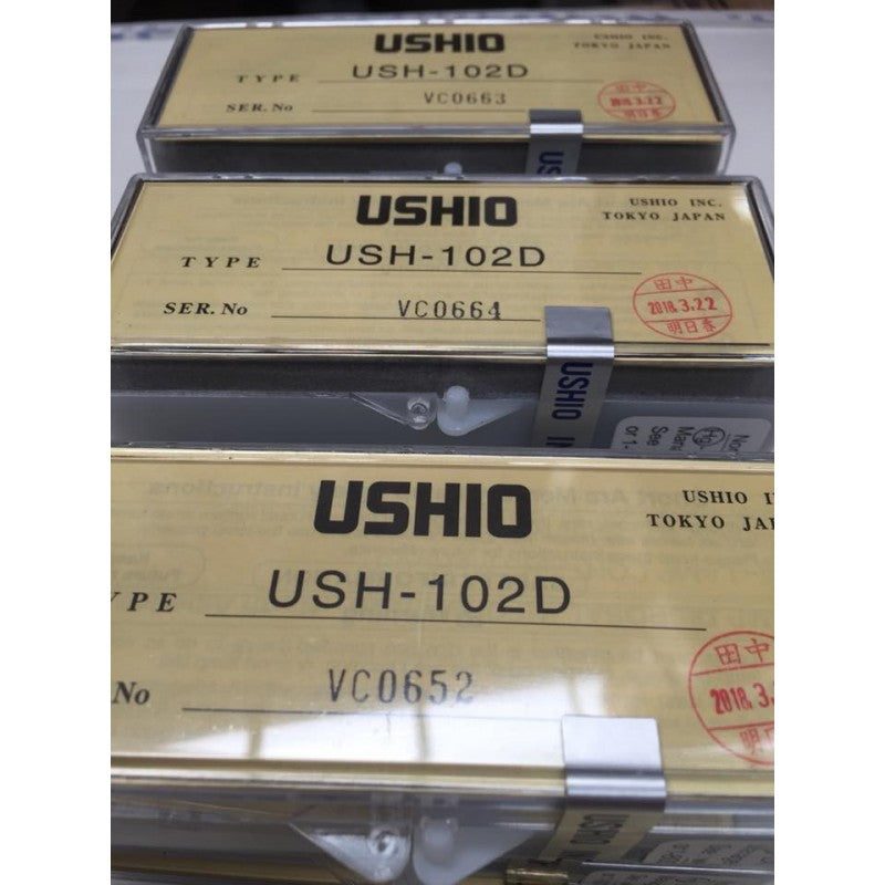 Ushio USH-102D - Lámpara de mercurio de arco corto 100 W 20 V para microscopía y curado UV - Tempo Shop